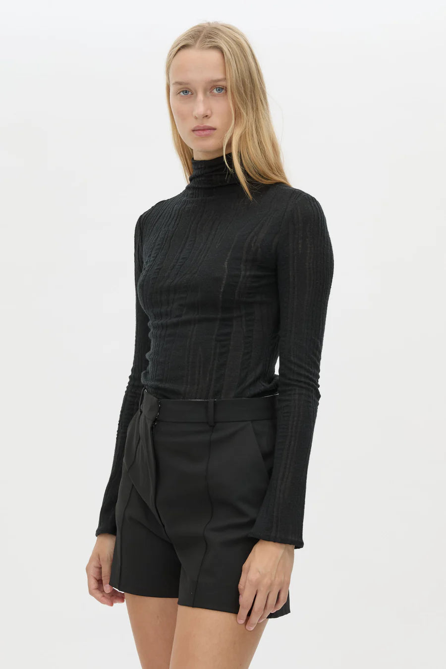 Floret Tailored Short - black