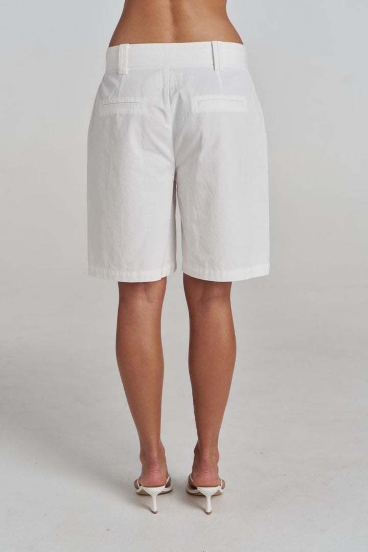 BERMUDA SHORT - IVORY