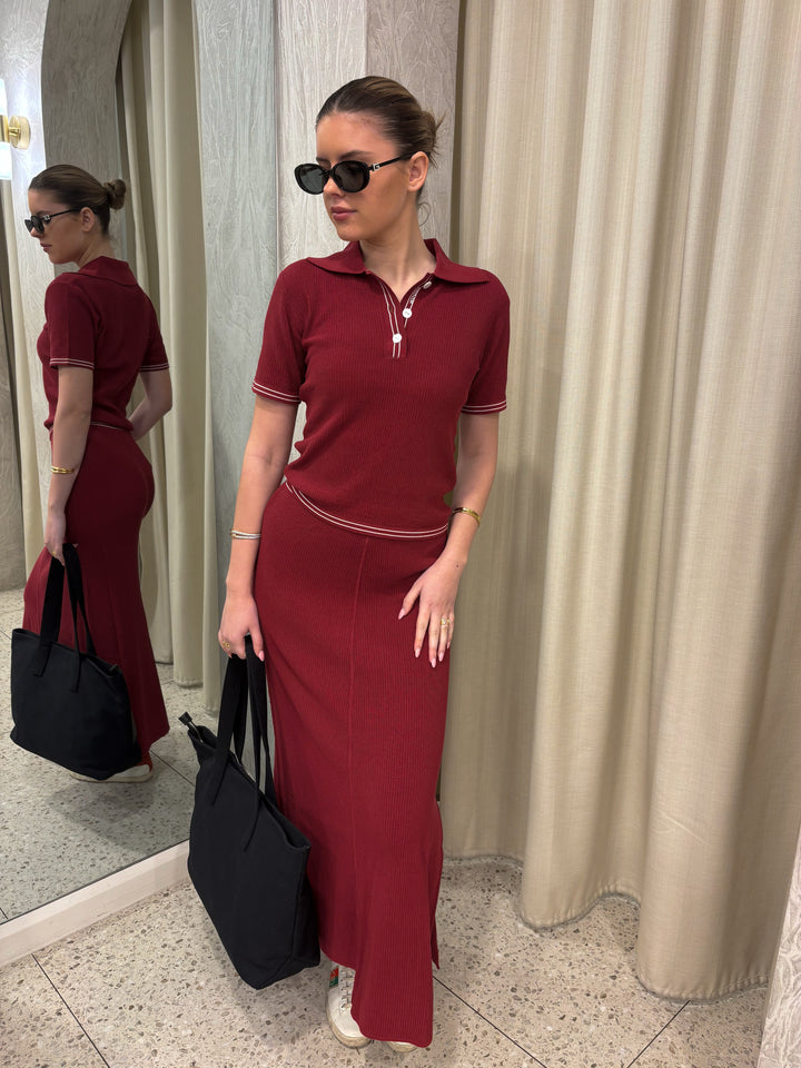 Showtime Skirt - Deep Red