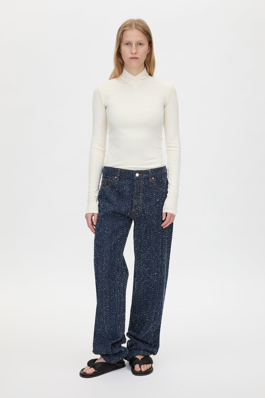 AXIAL LONG SLEEVE TOP
