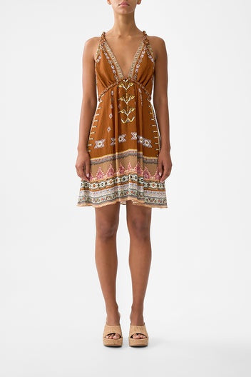 short flared dress with macrame detail - Fabric of time