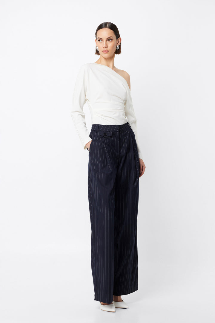 Disarm Top - White