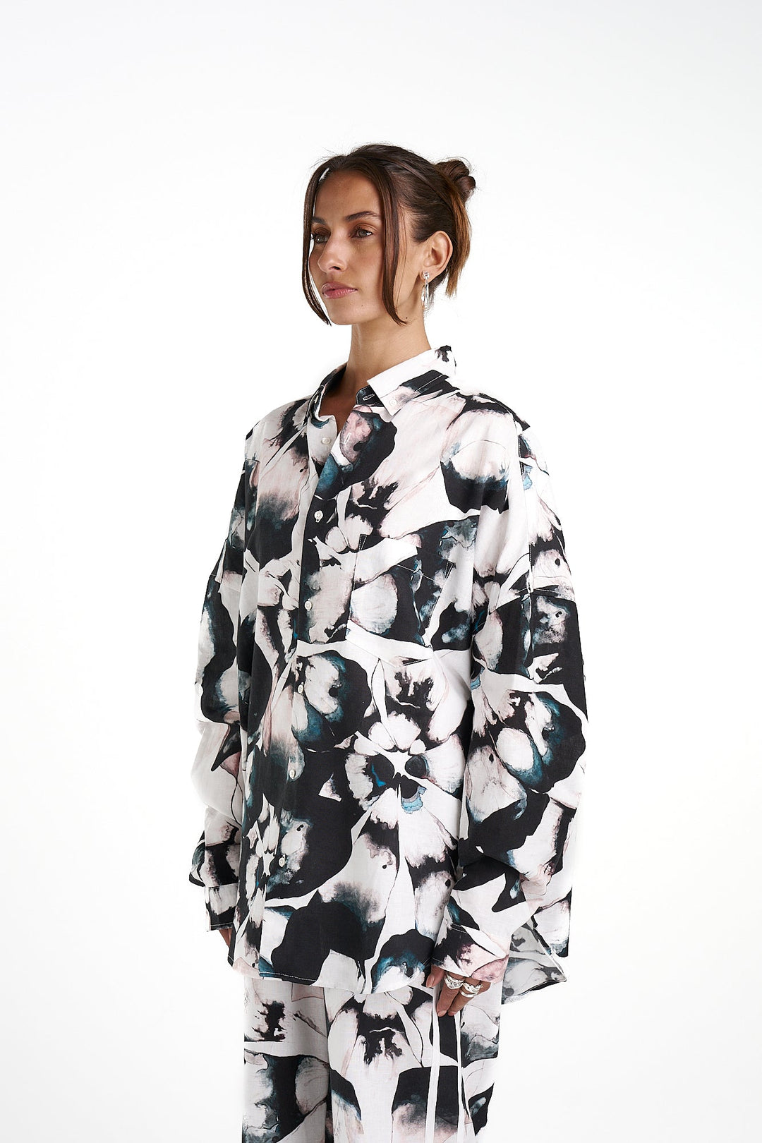 LS Oversized Shirt- Everlast