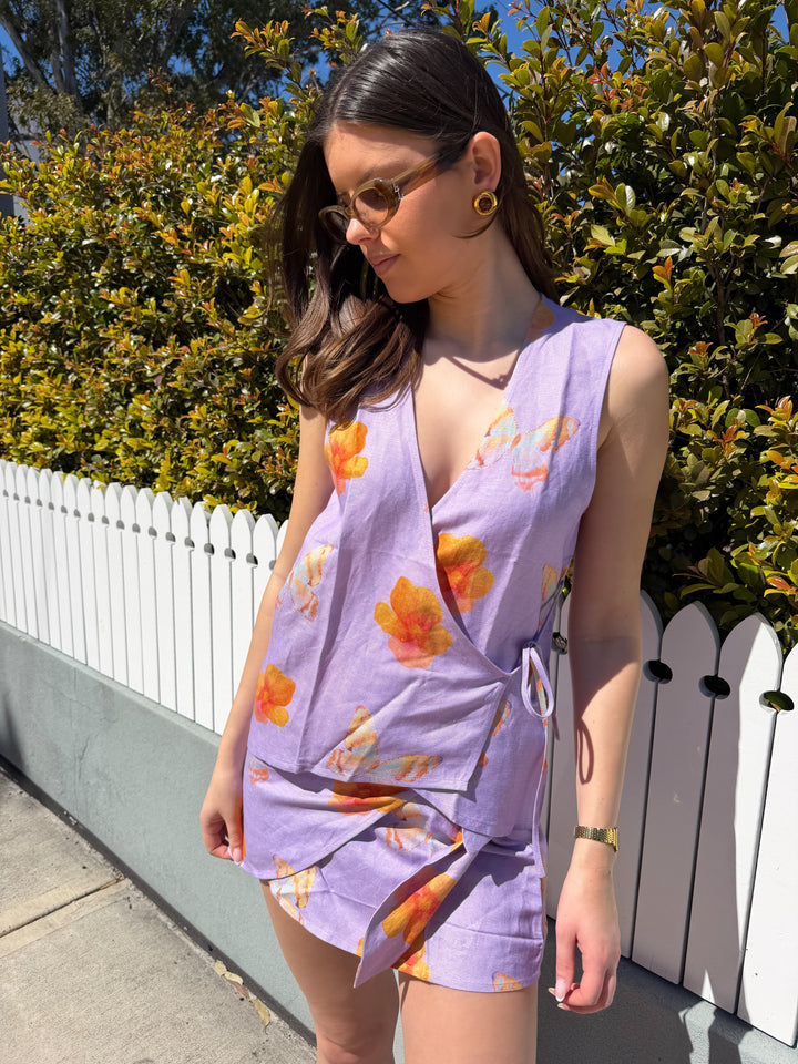TIE FRONT VEST - REVERIE