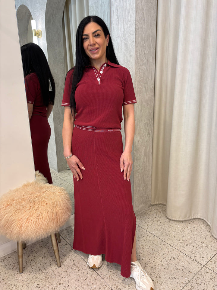Showtime Skirt - Deep Red
