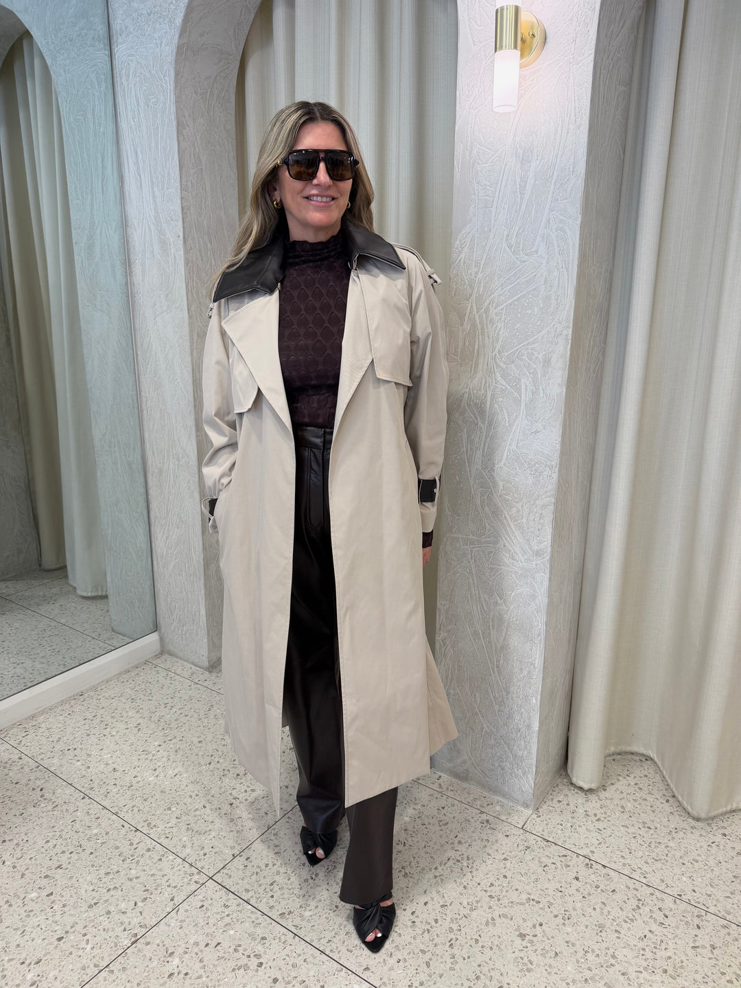 Passage Wide Sleeve Volumous Trench
