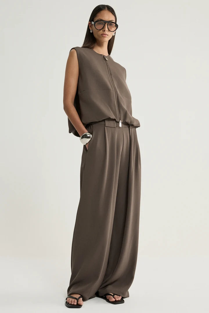 Margot Vest