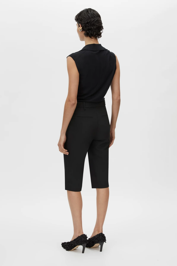 Mackinley Capri Pant - Black