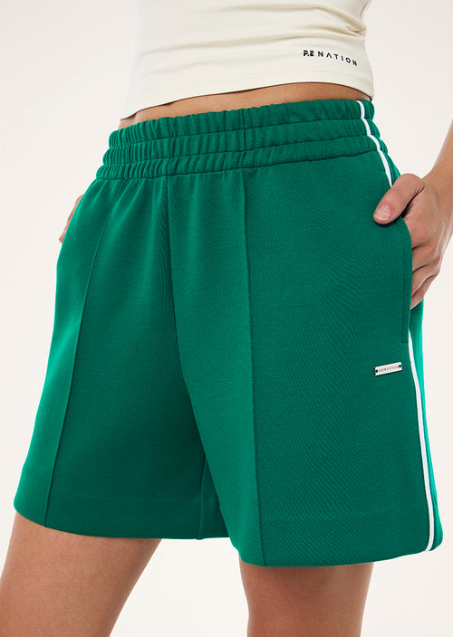 Triumph short - college green