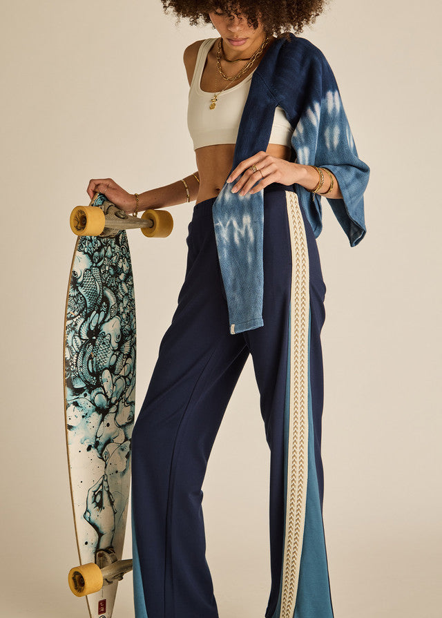 Petra Flare - Navy