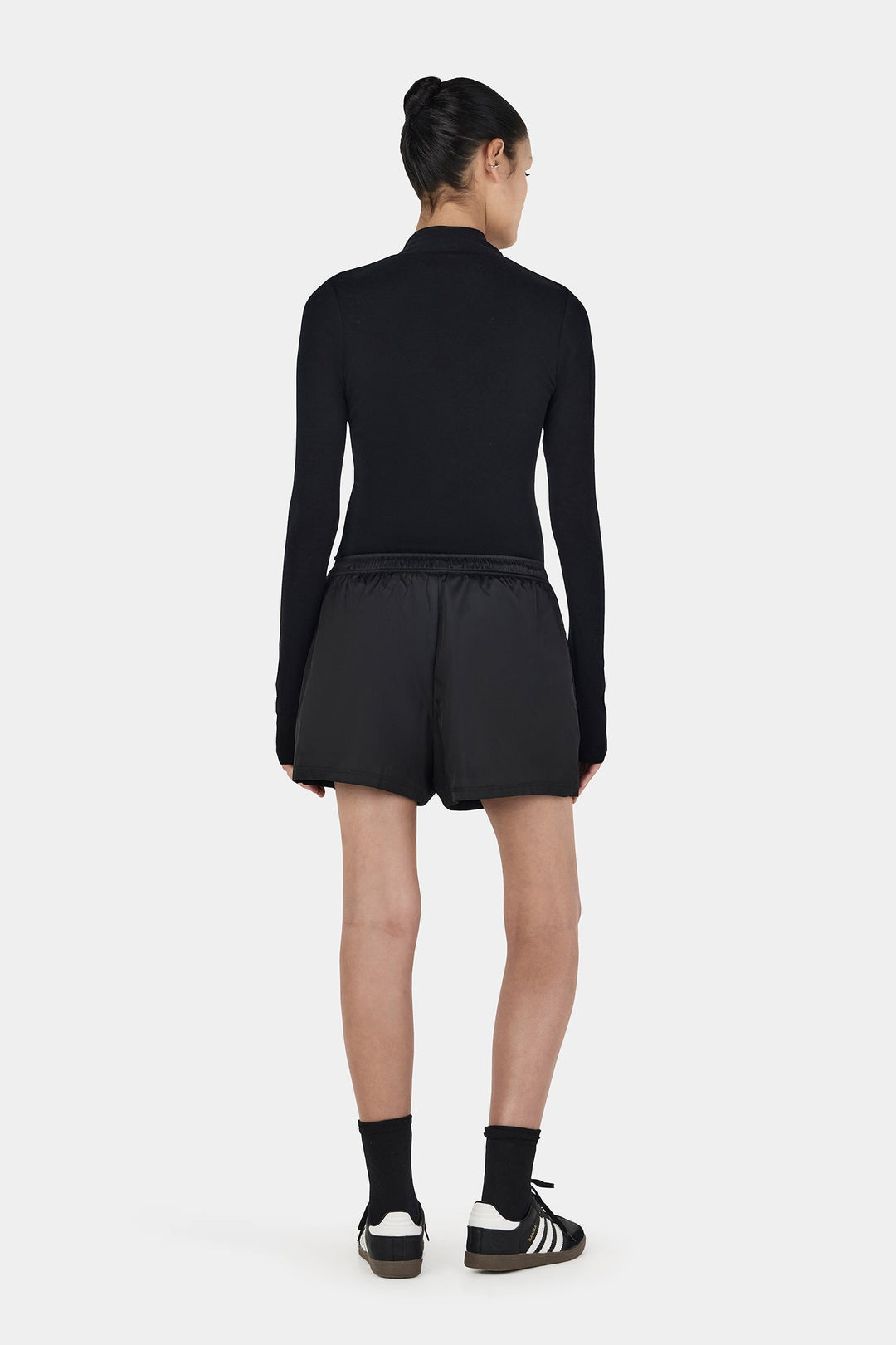 VINNY WOOL LONG SLEEVE - BLACK