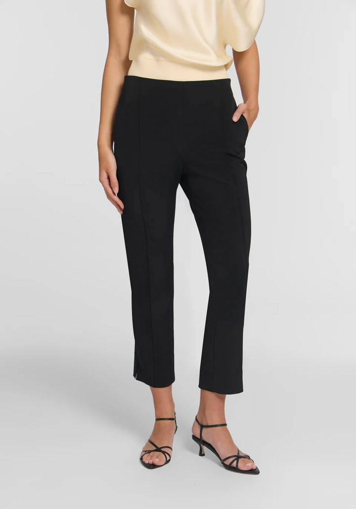 LUCIDA CAPRI  - BLACK