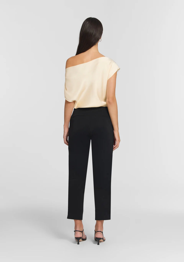 LUCIDA CAPRI  - BLACK