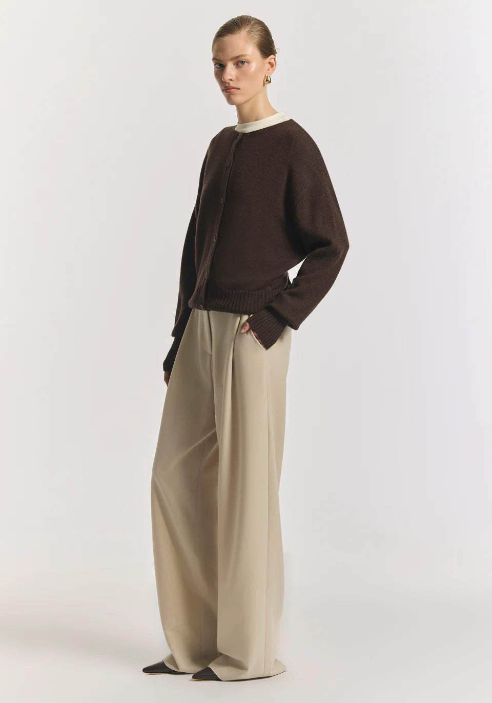HART MERINO CARDIGAN - CHOCOLATE