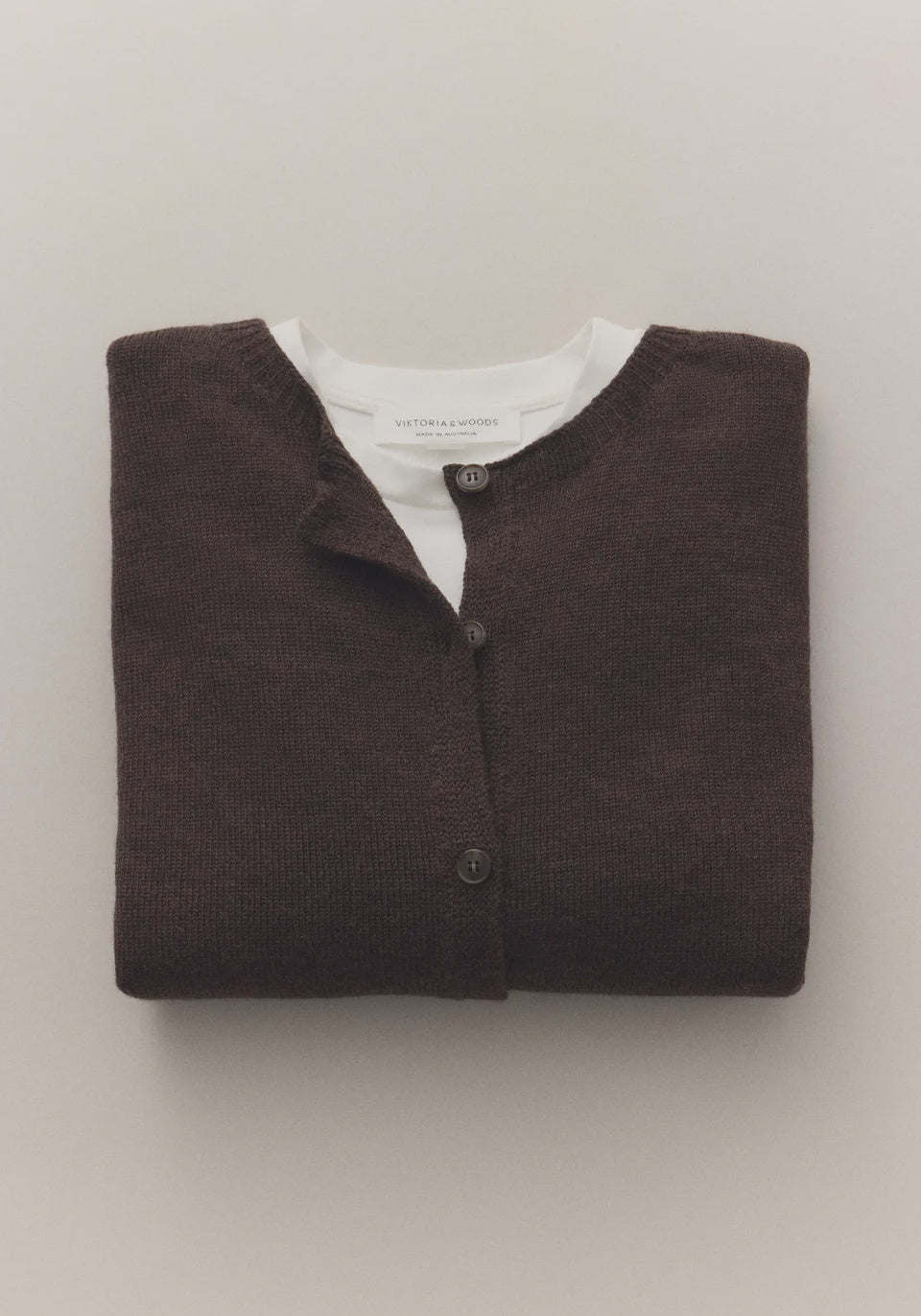HART MERINO CARDIGAN - CHOCOLATE