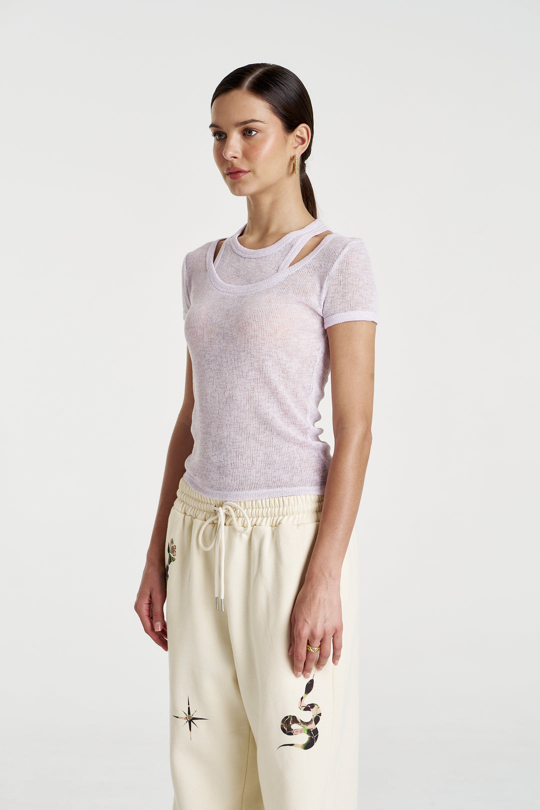 CUT OUT TOP