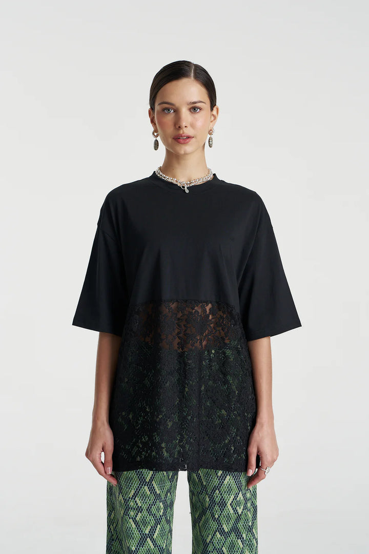 LACE PANEL TEE