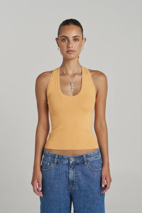 HALLE TANK