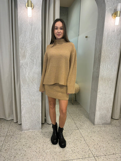 Lenora Turtleneck - Tan