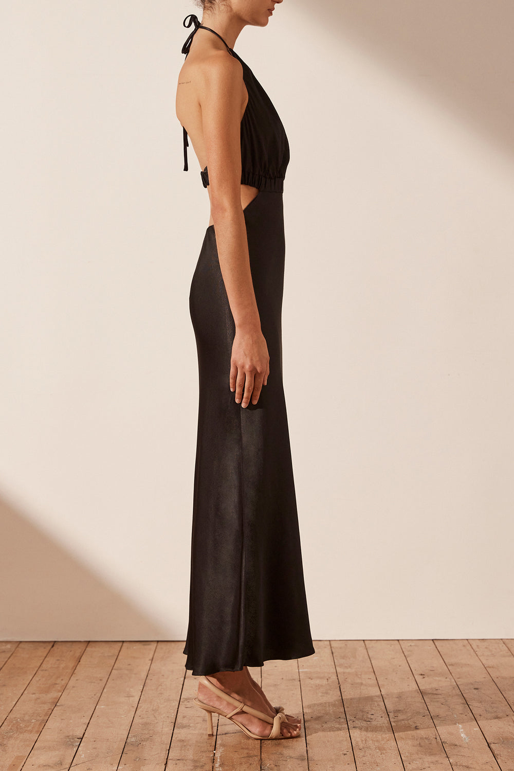 Angelica Ruched Open Back Halter Midi Dress - Black